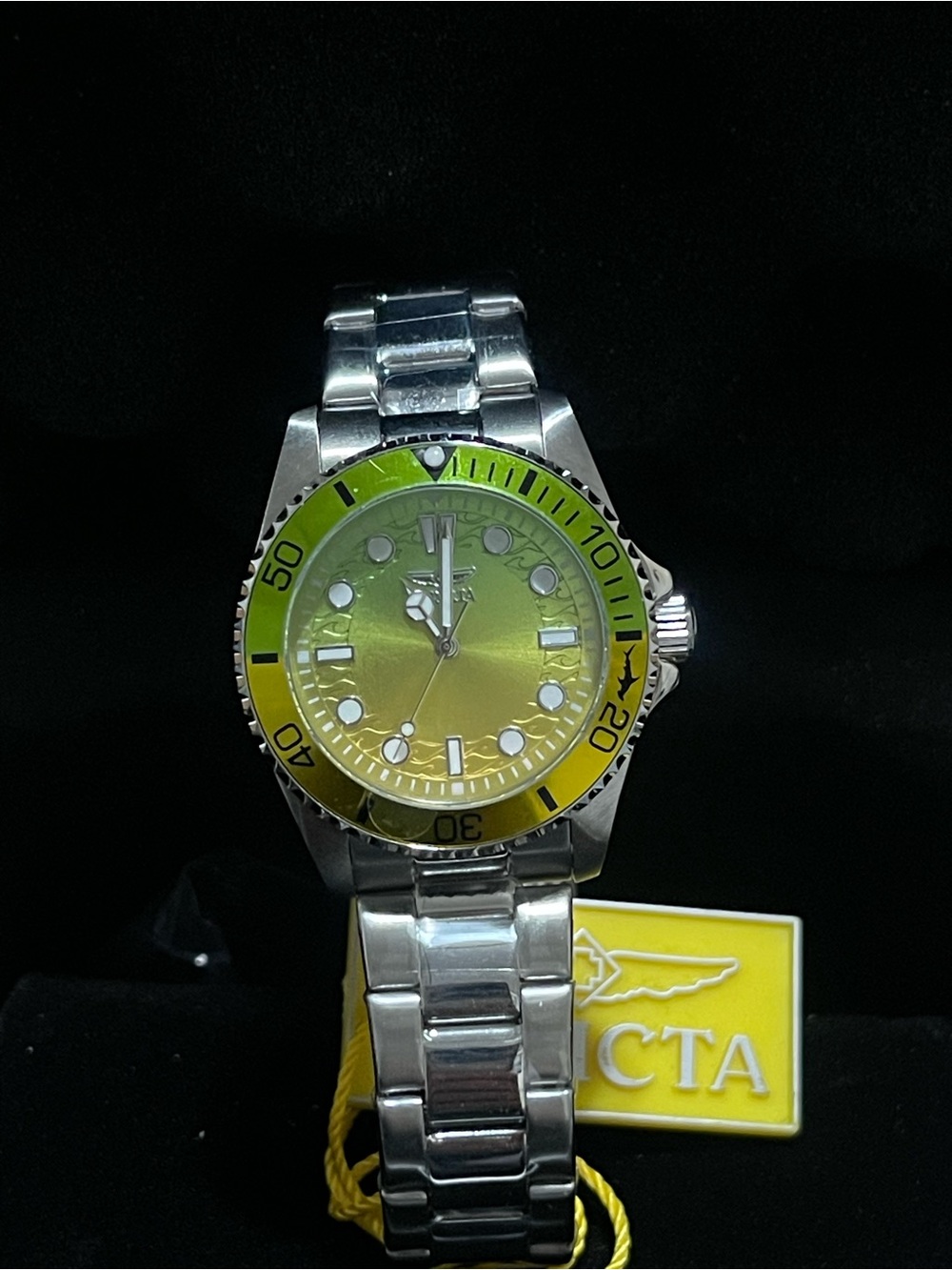 Invicta Pro Diver Women's Watch - 34mm, Steel yellow& green Dial new